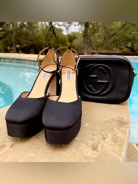 Badgley Mischka Black Platform Ankle-Strap Pumps